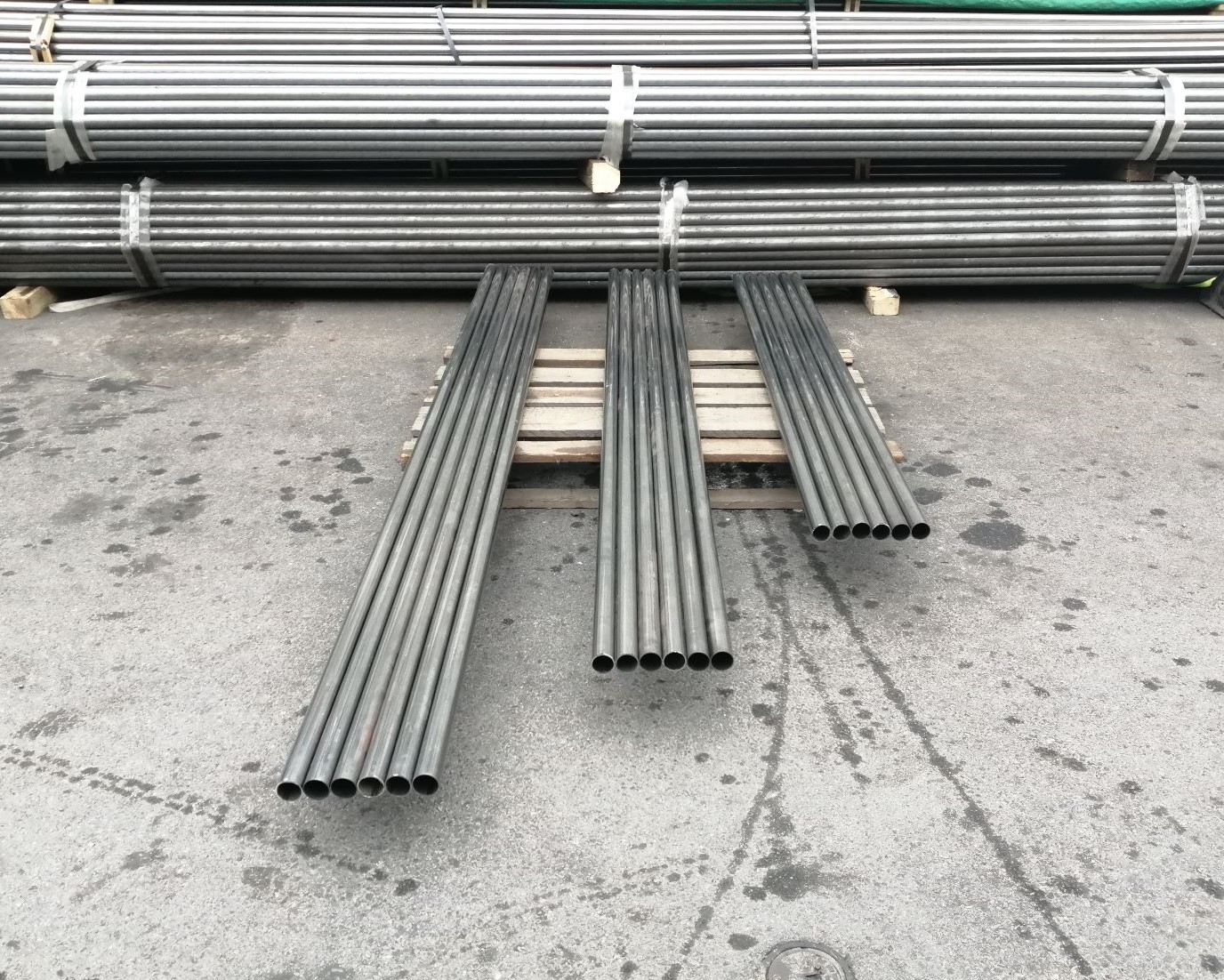 Plotový stĺpik oceľový, rozmer 40,0 x 1,5 mm, v dĺžke 2,0 m, S355+CR1